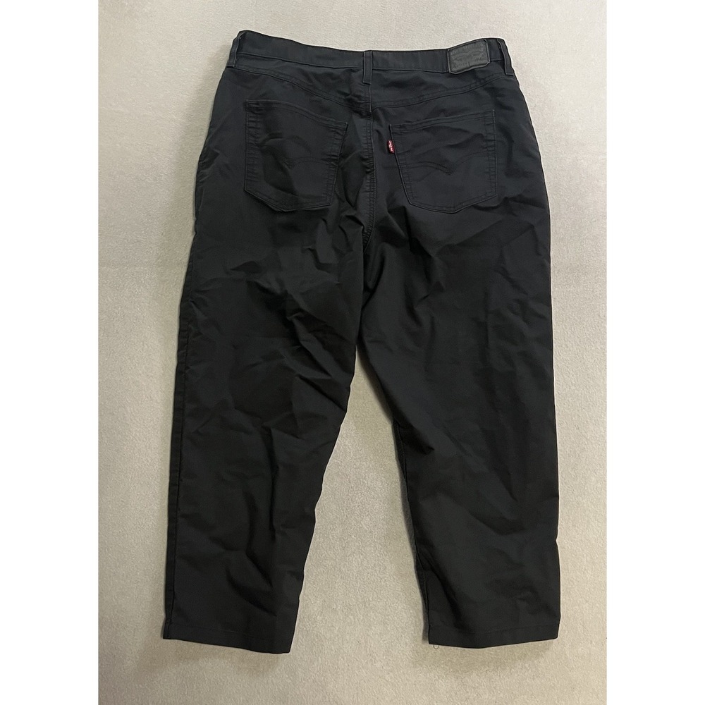 Levi's High Waisted Mom Capri Pants Women's Size 33x23 Black Performance Stretch
